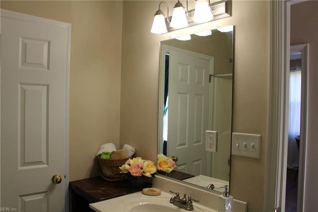 5912 Old AVE, Newport News, VA 23605