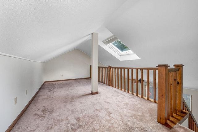 34 Scotty Hollow Dr E, Chelmsford, MA 01863