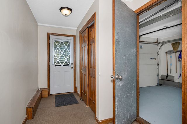 34 Scotty Hollow Dr E, Chelmsford, MA 01863