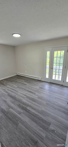 189 Fieldwood Road, Waterbury, CT 06704
