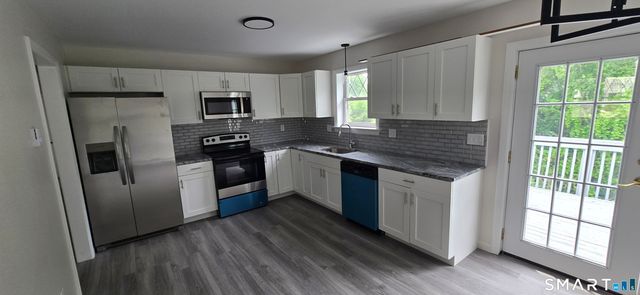 189 Fieldwood Road, Waterbury, CT 06704
