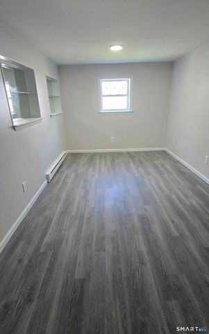 189 Fieldwood Road, Waterbury, CT 06704