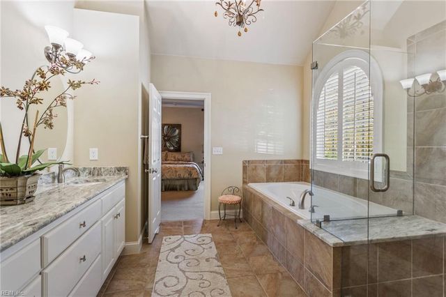 1933 Governors Pointe DR, Suffolk, VA 23436