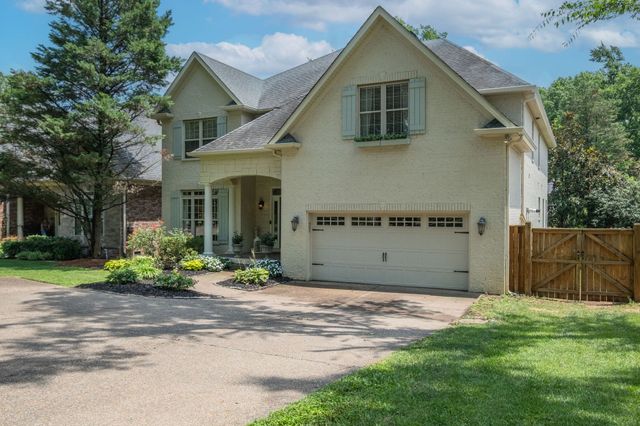 210B Page Rd, Nashville, TN 37205