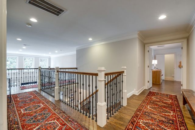 210B Page Rd, Nashville, TN 37205