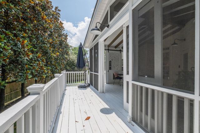 210B Page Rd, Nashville, TN 37205