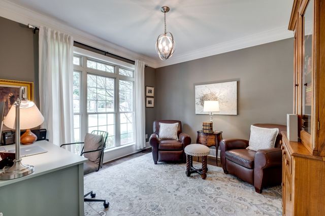 210B Page Rd, Nashville, TN 37205