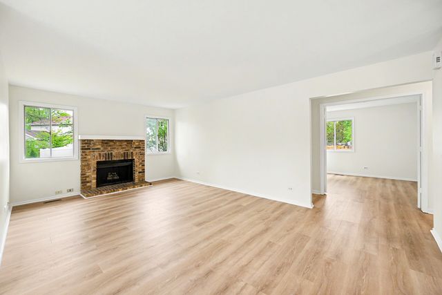 729 Hageman Place, Naperville, IL 60563