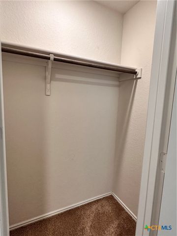 101 Calgary Lane, San Marcos, TX 78666