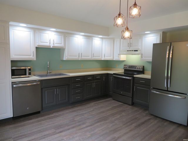 1476 Hampton Circle, Goshen, IN 46526