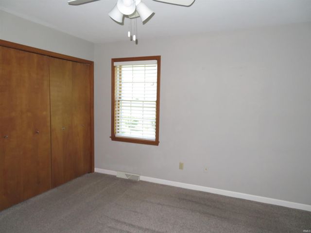 1476 Hampton Circle, Goshen, IN 46526