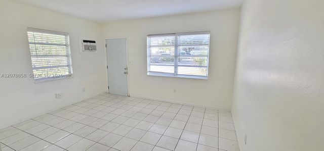 141 NE 168th St 0, North Miami Beach, FL 33162