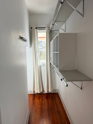 96 King Street 1, Boston, MA 02122