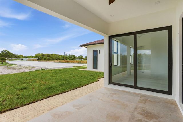 2324 Deer Run Trail, Loxahatchee, FL 33470