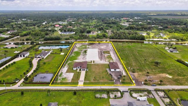 2324 Deer Run Trail, Loxahatchee, FL 33470