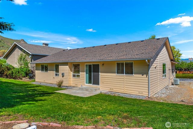 1111 Splett Street, Wenatchee, WA 98801