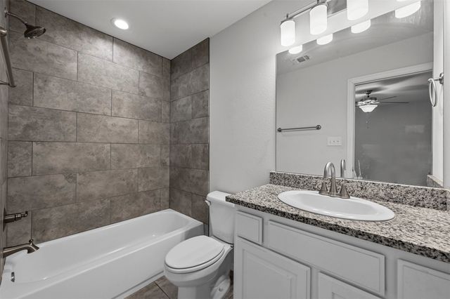727 W Johnson Street A, Denison, TX 75020
