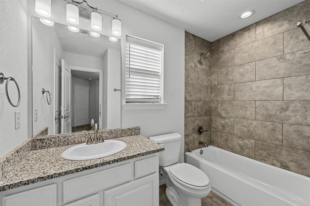 727 W Johnson Street A, Denison, TX 75020