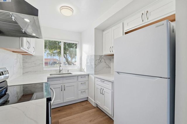 3305 Innerwick Ln, San Jose, CA 95121