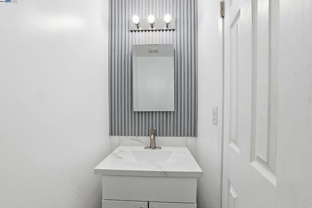 3305 Innerwick Ln, San Jose, CA 95121