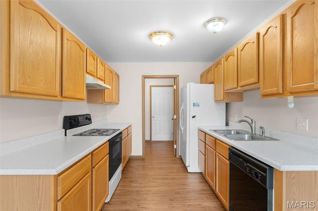 200 Meadowview Drive, Warrenton, MO 63383