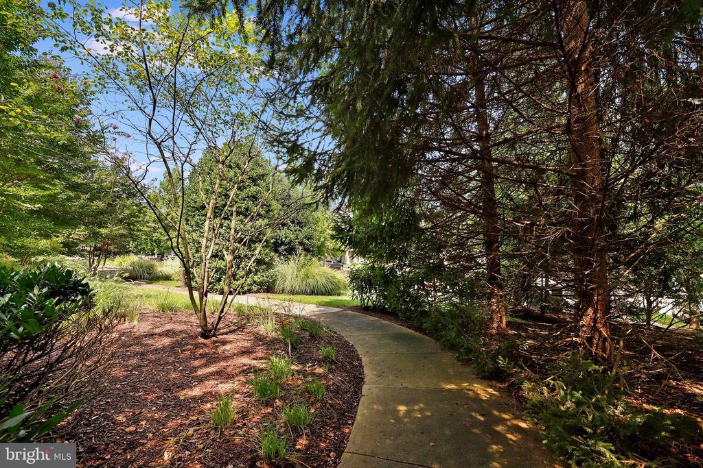 18809 SPARKLING WATER DR #T-3, Germantown, MD 20874