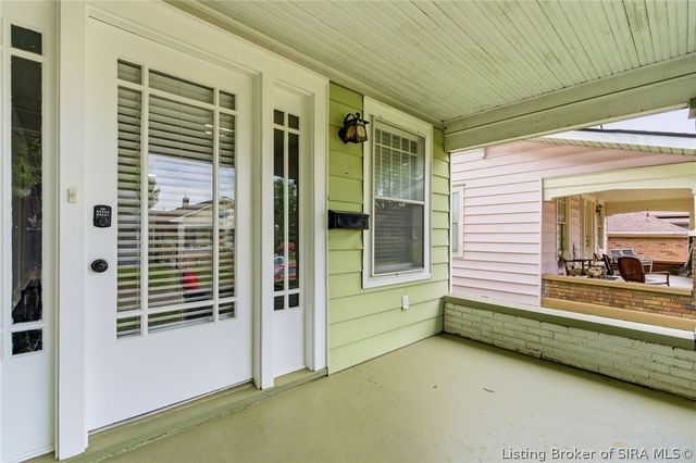 1012 E Court Avenue, Jeffersonville, IN 47130