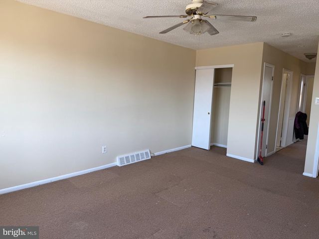 12501 NANTON DR, Philadelphia, PA 19154