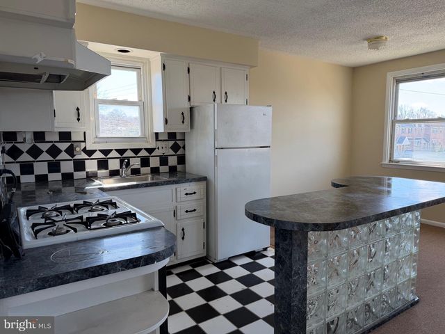 12501 NANTON DR, Philadelphia, PA 19154