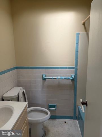 12501 NANTON DR, Philadelphia, PA 19154