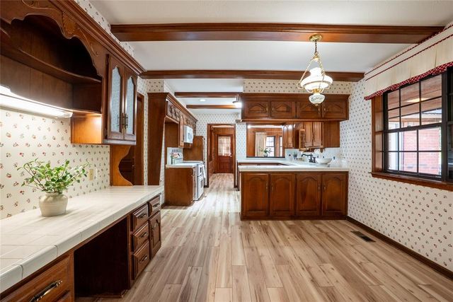 3127 Walnut Road, Norman, OK 73072