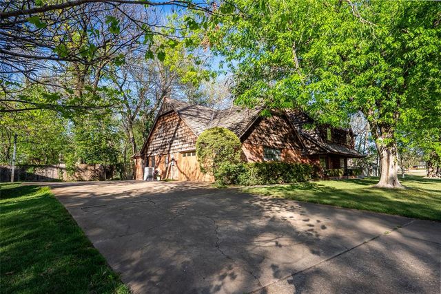 3127 Walnut Road, Norman, OK 73072