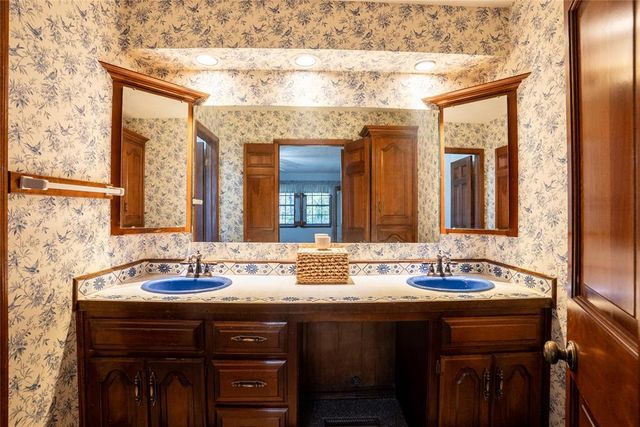 3127 Walnut Road, Norman, OK 73072