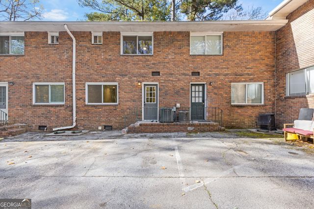 2414 Peachwood Circle NE, Atlanta, GA 30345