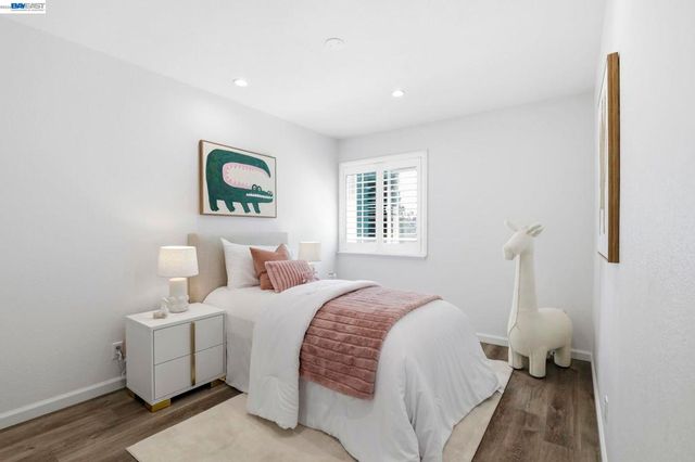 4773 Ridgewood Dr, Fremont, CA 94555