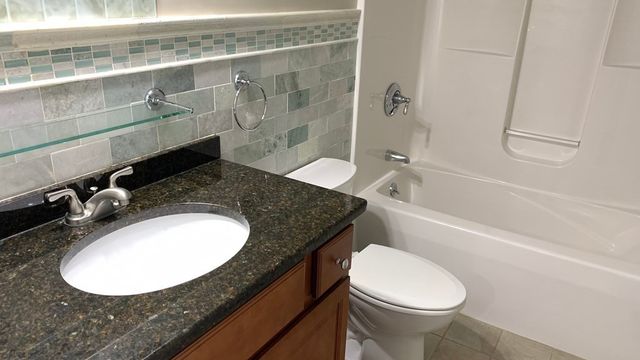 500 Justin Dr 6, Weymouth, MA 02188