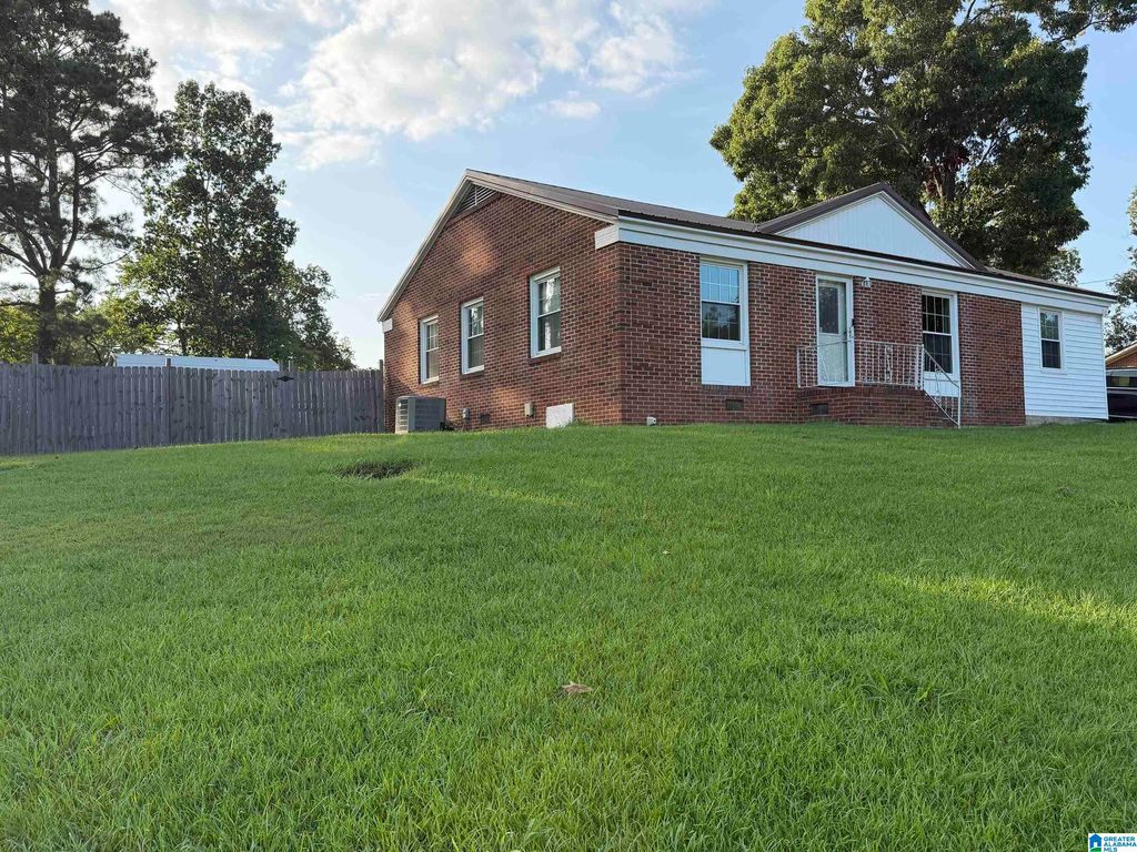 4914 POST OAK ROAD, Anniston, AL 36206