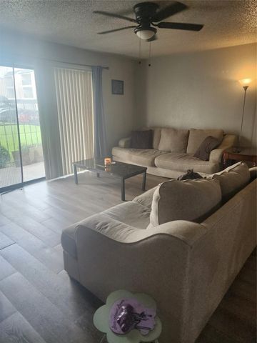 2816 S Bartell Drive 4, Houston, TX 77054