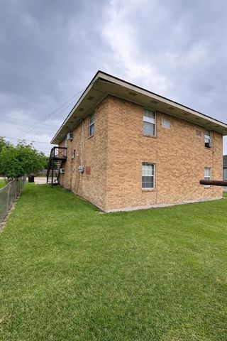 1306 Lee Ave, Houma, LA 70360
