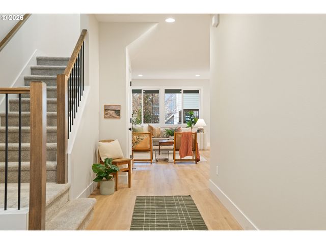 2873 Nw 114TH Ter, Portland, OR 97229