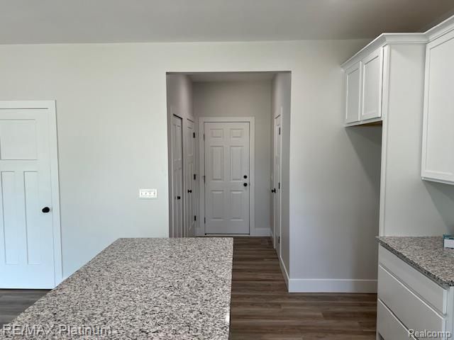 9400 Roland Drive, Hamburg Township, MI 48116
