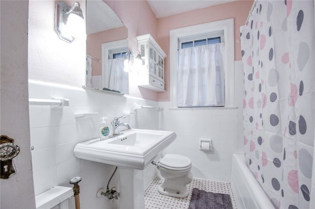 372 S Highland Ave 103, Shadyside, PA 15206