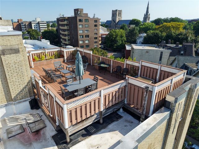 372 S Highland Ave 103, Shadyside, PA 15206