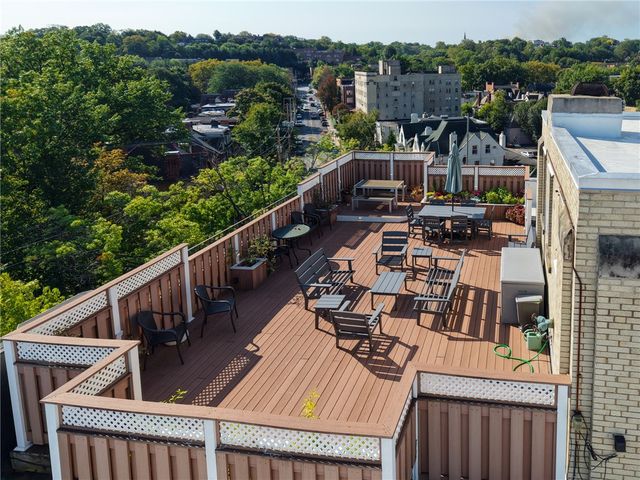 372 S Highland Ave 103, Shadyside, PA 15206