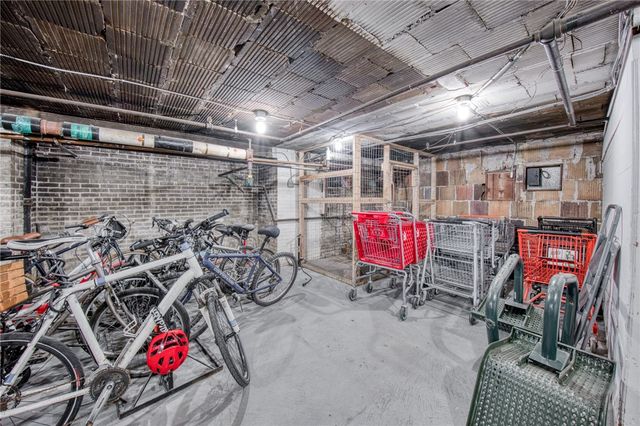 372 S Highland Ave 103, Shadyside, PA 15206