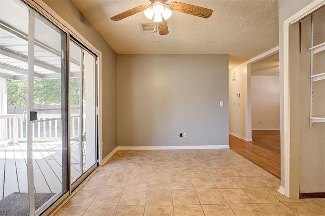 707 Crestmoor Drive, Moore, OK 73160