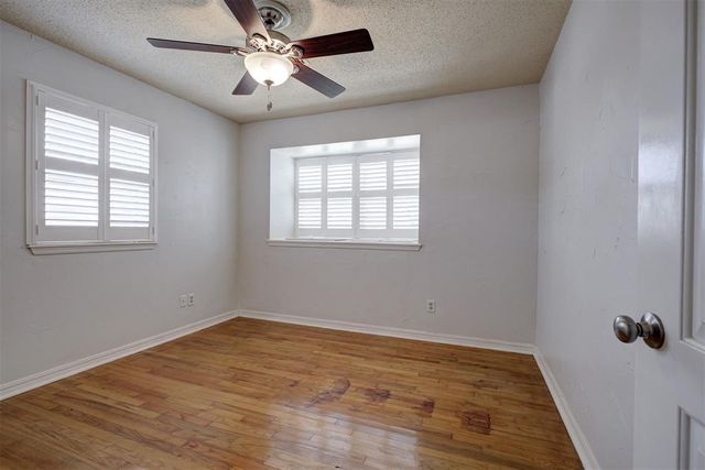 707 Crestmoor Drive, Moore, OK 73160