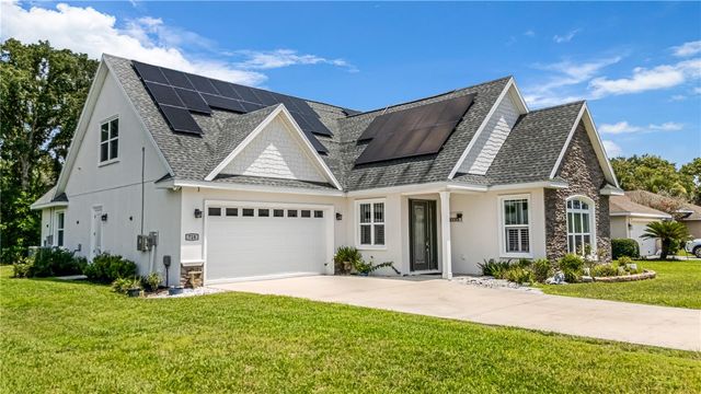 728 LAKE DIAMOND AVENUE, Ocala, FL 34472