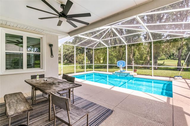 728 LAKE DIAMOND AVENUE, Ocala, FL 34472