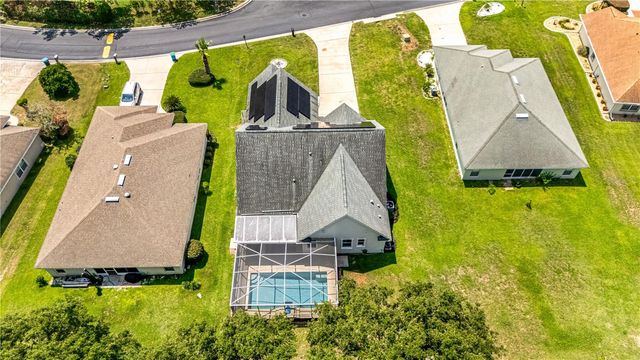 728 LAKE DIAMOND AVENUE, Ocala, FL 34472